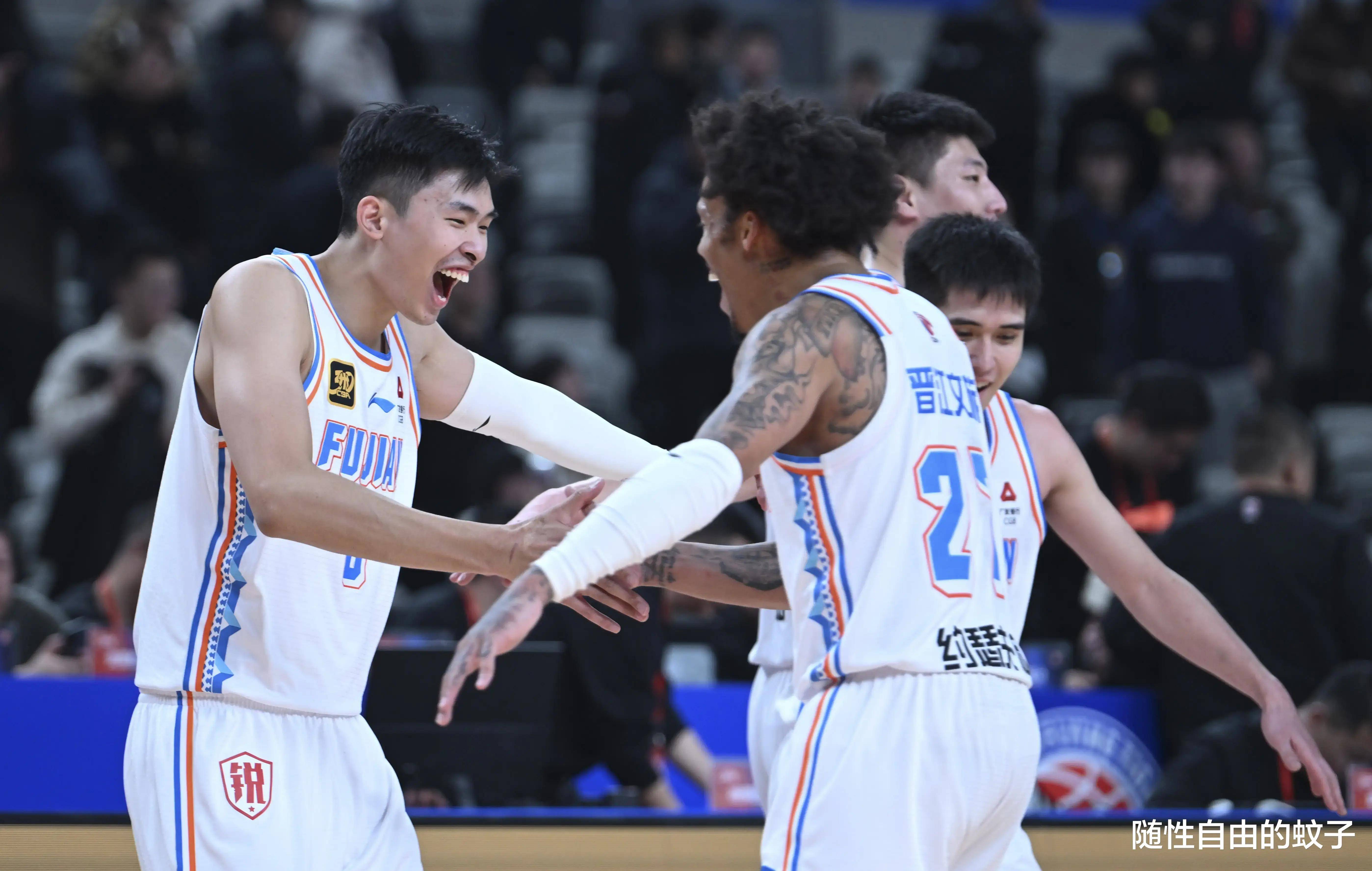 福建男篮近期连败,球队面临困境 福建男篮近期连败,球队面临困境
